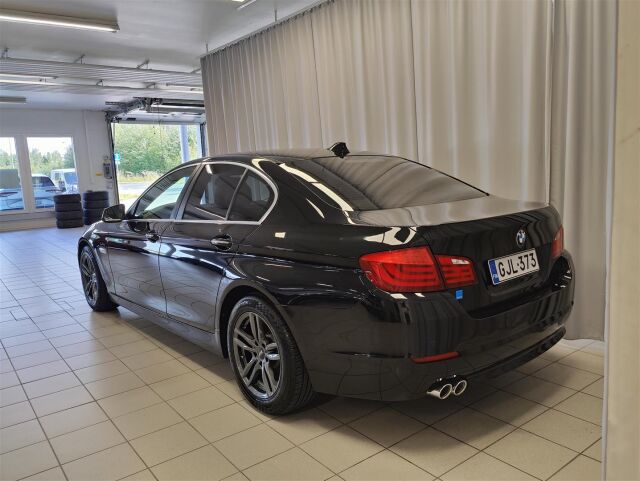 BMW 520 2011 A F10 Sedan Business