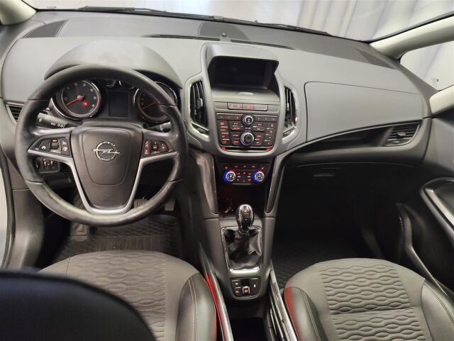 OPEL Zafira Tourer 2013 Cosmo 2,0 CDTI Start/Stop 121kW MT6