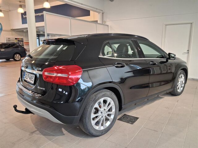 Mercedes-Benz GLA 2014 220 CDI 4Matic A Premium Business