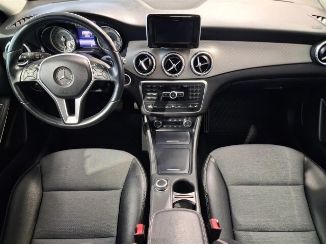 Mercedes-Benz GLA 2014 220 CDI 4Matic A Premium Business