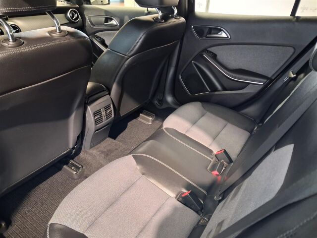 Mercedes-Benz GLA 2014 220 CDI 4Matic A Premium Business