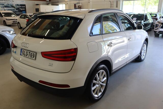 AUDI Q3 2014 Business II 2,0 TDI quattro S tronic 130 kW