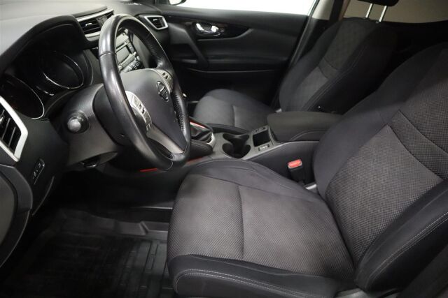 NISSAN Qashqai 2015 DIG-T 115 Acenta 2WD 6M/T E6 Safety Pack