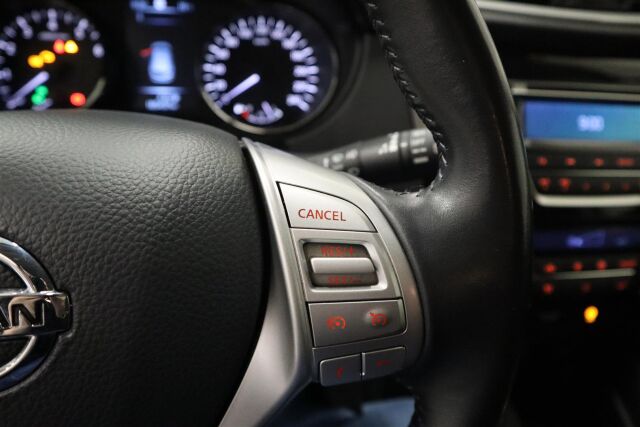 NISSAN Qashqai 2015 DIG-T 115 Acenta 2WD 6M/T E6 Safety Pack