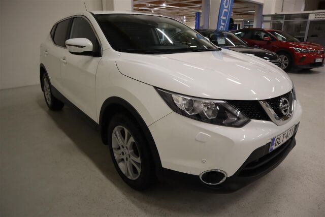 NISSAN Qashqai 2015 DIG-T 115 Acenta 2WD 6M/T E6 Safety Pack