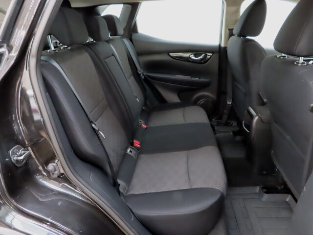 Nissan Qashqai 2016 DIG-T 115 Acenta 2WD 6M/T Safety Pack