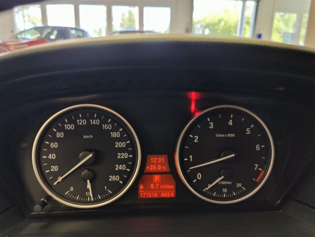 BMW 525 2008 E61 Touring