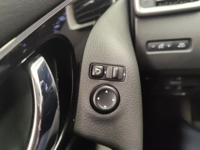 NISSAN Qashqai 2017 DIG-T 115 Acenta 2WD Xtronic E6 Safety Pack