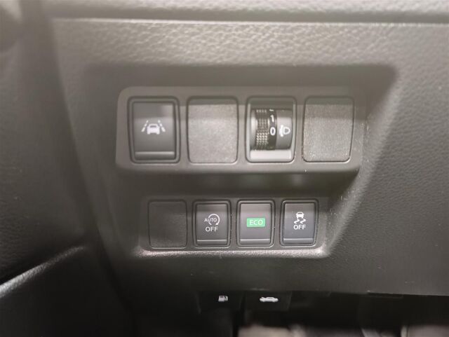 NISSAN Qashqai 2017 DIG-T 115 Acenta 2WD Xtronic E6 Safety Pack