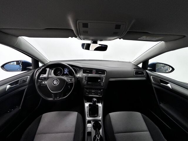 VOLKSWAGEN Golf 2017 Variant Luxline 1,2 TSI 63 kW (85 hv) Webasto, tutkat, vakionopeudensäädin. Defan akun ylläpitolatur