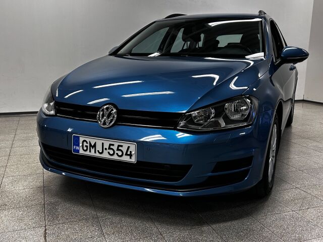 VOLKSWAGEN Golf 2017 Variant Luxline 1,2 TSI 63 kW (85 hv) Webasto, tutkat, vakionopeudensäädin. Defan akun ylläpitolatur