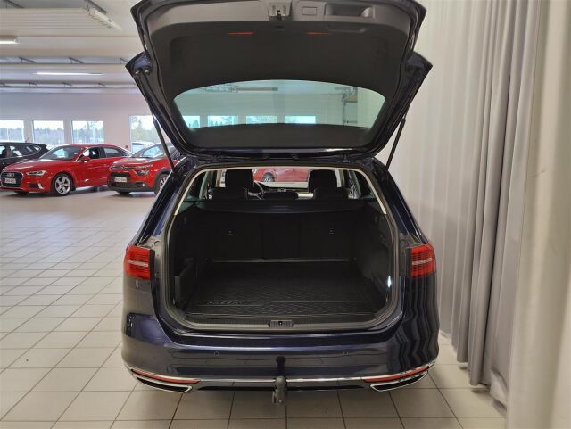 VOLKSWAGEN Passat 2016 Variant GTE Plug-In Hybrid 160 kW (218 hv) DSG-automaatti