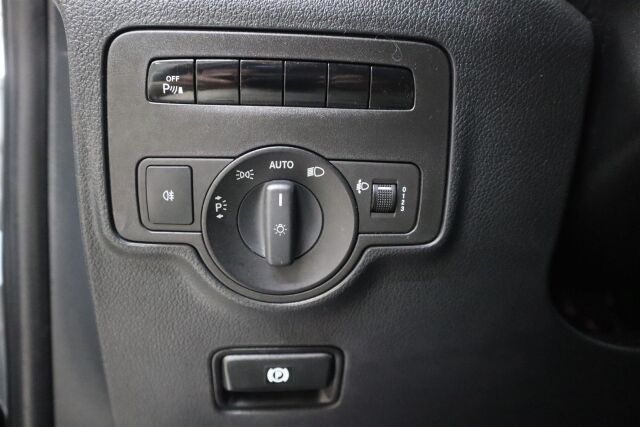 MERCEDES-BENZ Vito 2016 114CDI-3,05/32K keskipitkä A2