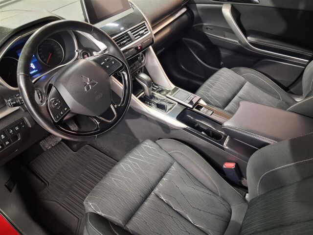 MITSUBISHI Eclipse Cross 2018 1,5 MIVEC Invite Plus Launch CVT 2WD