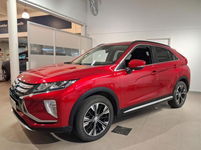 MITSUBISHI Eclipse Cross 2018 1,5 MIVEC Invite Plus Launch CVT 2WD