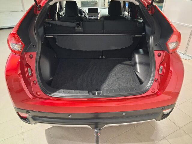 MITSUBISHI Eclipse Cross 2018 1,5 MIVEC Invite Plus Launch CVT 2WD
