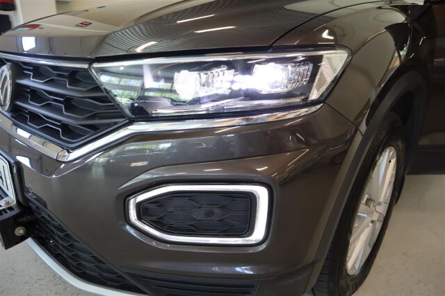 VOLKSWAGEN T-Roc 2018 Style 2,0 TDI SCR 110 kW (150 hv) 4MOTION DSG-automaatti