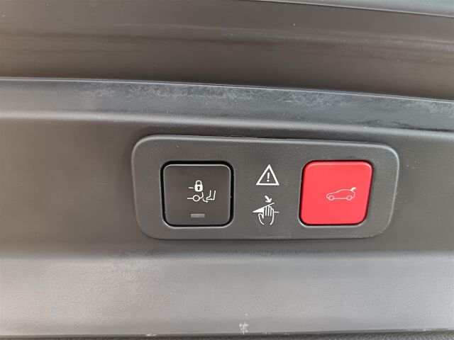 PEUGEOT 5008 2018 Allure PureTech 130 Automaatti