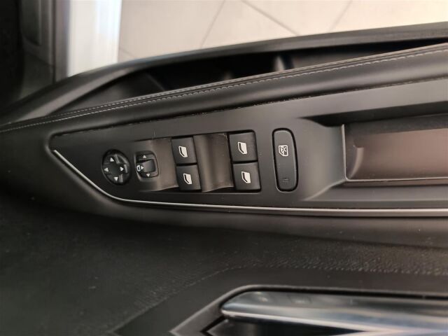PEUGEOT 5008 2018 Allure PureTech 130 Automaatti