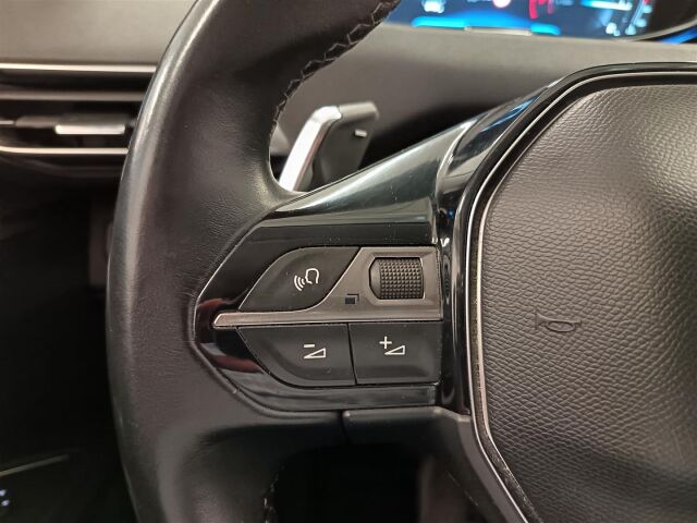 PEUGEOT 5008 2018 Allure PureTech 130 Automaatti