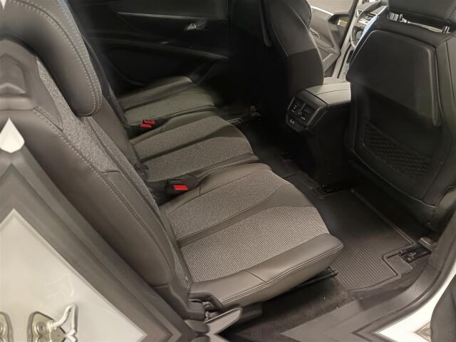 PEUGEOT 5008 2018 Allure PureTech 130 Automaatti