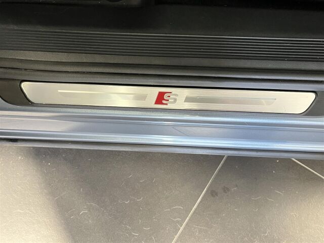 AUDI Q4 e-tron 2022 Q4 Sportback e-tron Q4 Sportback 50 e-tron quattro 220,00 kW, 1-omisteinen suomiauto! Kts. varusteet