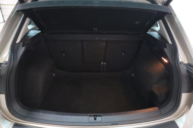 VOLKSWAGEN Tiguan 2019 Highline 2,0 TDI SCR 110 kW (150 hv) 4MOTION DSG-automaatti