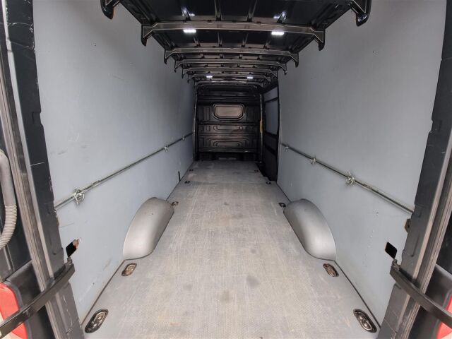 VOLKSWAGEN Crafter 35 2020 35 umpipakettiauto 2,0 TDI 130 kW 4Motion 8at, 4490 "Winter Edition" / Webasto / P-Kamera / ALV