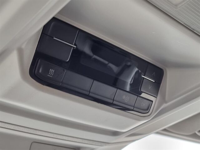 VOLKSWAGEN Crafter 35 2020 35 umpipakettiauto 2,0 TDI 130 kW 4Motion 8at, 4490 "Winter Edition" / Webasto / P-Kamera / ALV