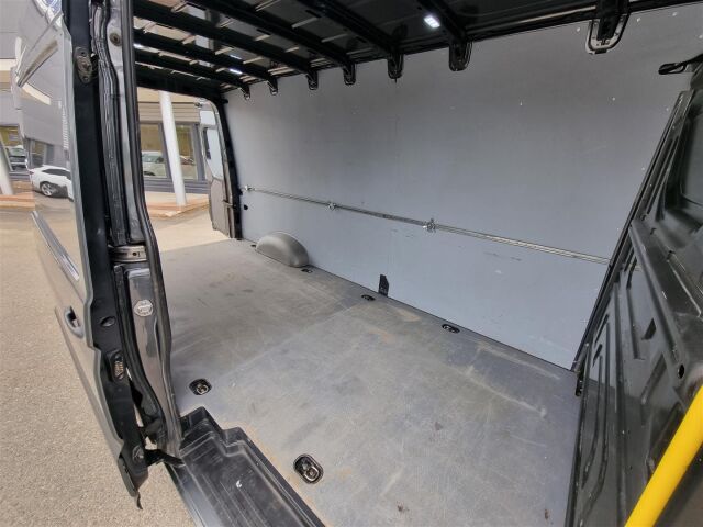 VOLKSWAGEN Crafter 35 2020 35 umpipakettiauto 2,0 TDI 130 kW 4Motion 8at, 4490 "Winter Edition" / Webasto / P-Kamera / ALV