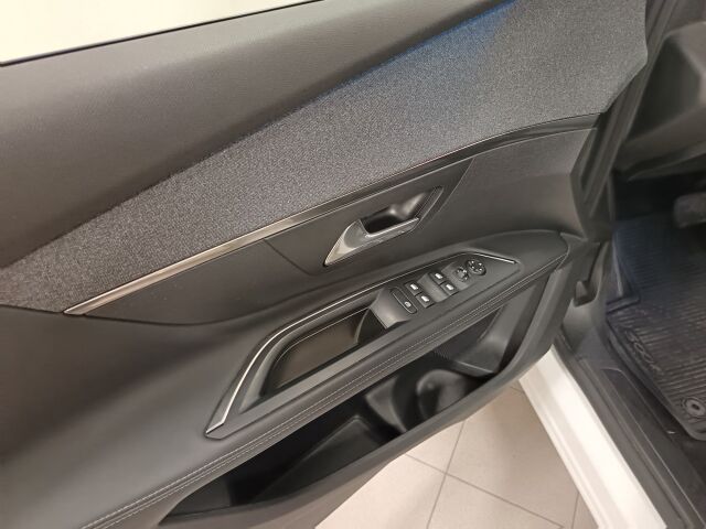 PEUGEOT 5008 2020 Motion Allure PureTech 130 EAT8-automaatti