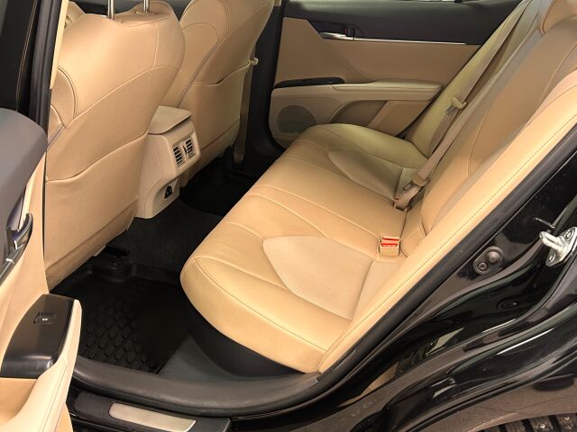 TOYOTA Camry 2019 2,5 Hybrid Style. 1. omistaja / Toyota - merkkihuollot. uudet kesä- ja talvirenkaat. 050 3622763