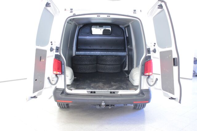 VOLKSWAGEN Transporter 2020 umpipakettiauto Pitkä 2,0 TDI 81 kW