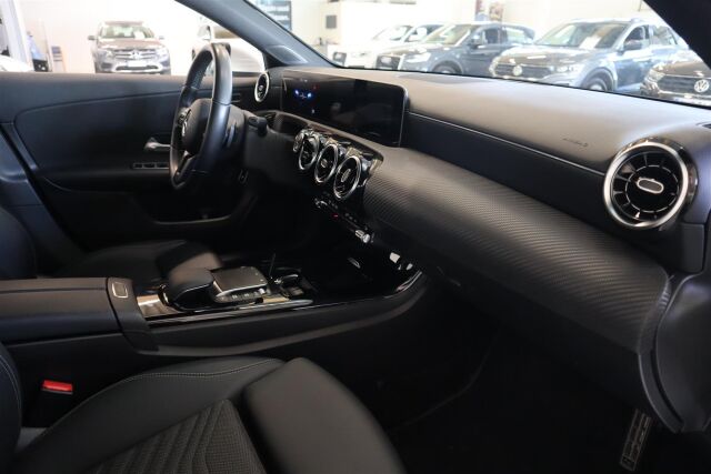 MERCEDES-BENZ A 2020 200 d 4MATIC A sedan Business Style