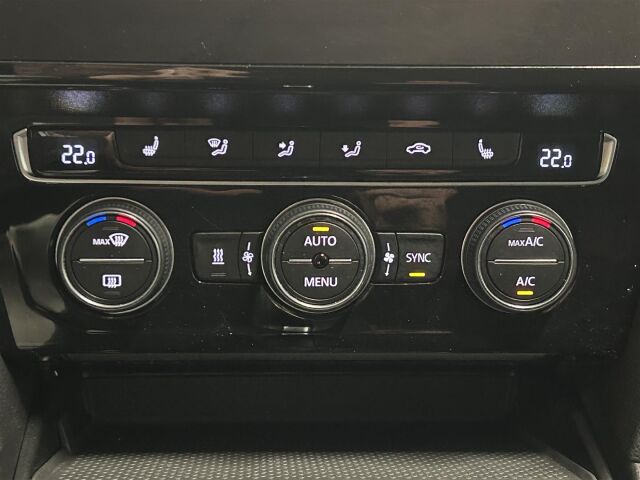 VOLKSWAGEN Passat 2020 Variant R-Line 1,5 TSI EVO 110 kW DSG-automaatti