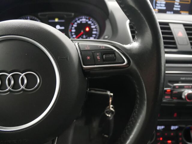 AUDI Q3 2017 Business 2,0 TDI clean diesel 110 kW quattro S tronic