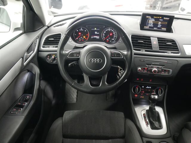 AUDI Q3 2017 Business 2,0 TDI clean diesel 110 kW quattro S tronic
