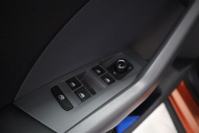VOLKSWAGEN T-Cross 2021 Sport 1,5 TSI 110 kW DSG-automaatti