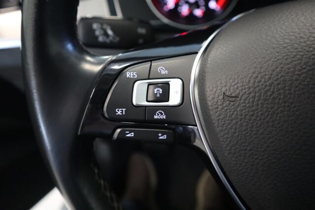 VOLKSWAGEN Passat 2015 Variant Highline 2,0 TDI 140 kW (190 hv) 4MOTION DSG-automaatti