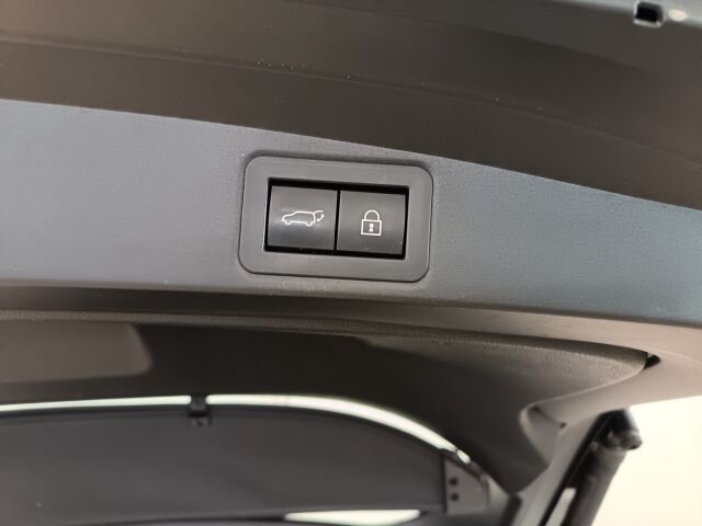 TOYOTA Corolla 2020 Touring Sports 1,8 Hybrid Active Edition**LEGENDAARINEN SUOSIKKI SOPIVASTI AJETTUNA**