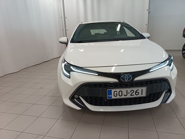 TOYOTA Corolla 2020 Touring Sports 1,8 Hybrid Active Edition**LEGENDAARINEN SUOSIKKI SOPIVASTI AJETTUNA**