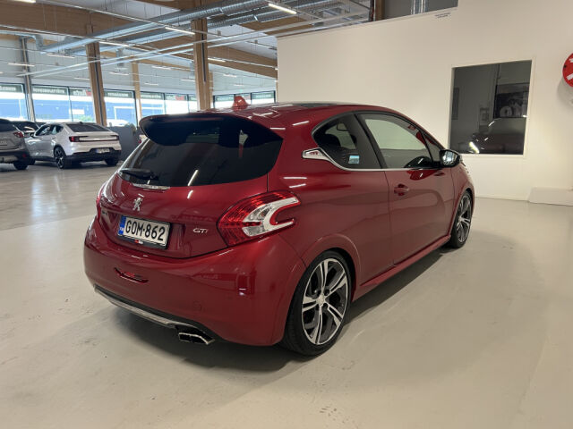 PEUGEOT 208 2013 GTI 200Hv 3ov Man 1,6i *Jakoketju vaihdettu *JBL *Panoraama *H&R Alusta *Navi *Puolinahat *Lohkolämm