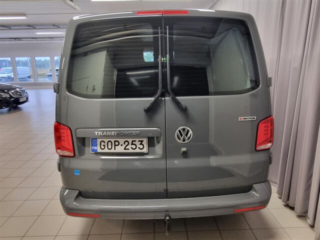 VOLKSWAGEN TRANSPORTER 2021 umpipakettiauto Pitkä 2,0 TDI 110 kW 4Motion 204M / Webasto / Koukku / P-kamera