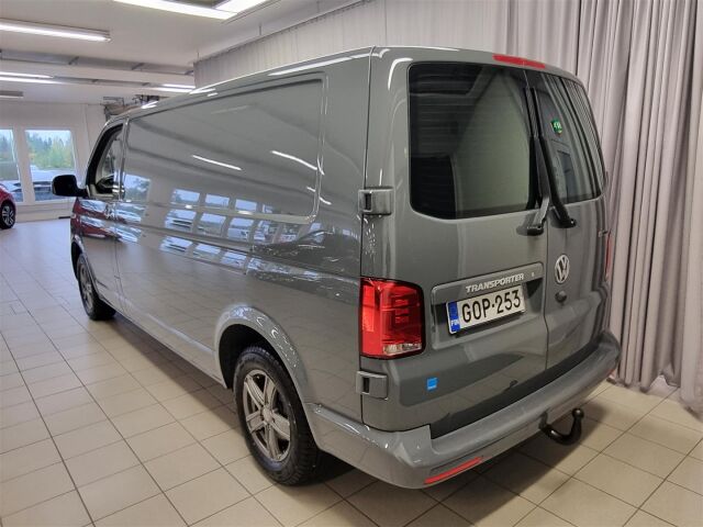 VOLKSWAGEN TRANSPORTER 2021 umpipakettiauto Pitkä 2,0 TDI 110 kW 4Motion 204M / Webasto / Koukku / P-kamera