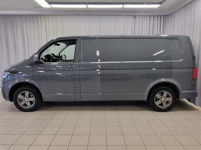 VOLKSWAGEN TRANSPORTER 2021 umpipakettiauto Pitkä 2,0 TDI 110 kW 4Motion 204M / Webasto / Koukku / P-kamera