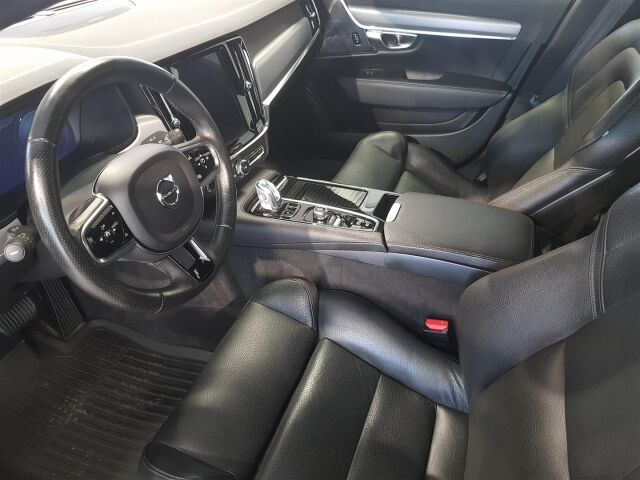 VOLVO S90 2019 T8 AWD Momentum aut