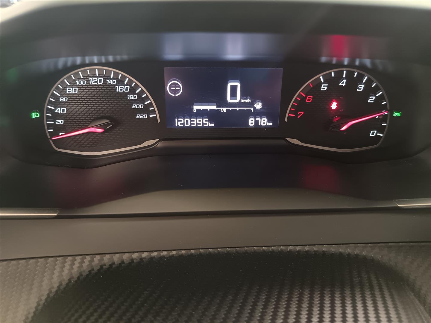 Peugeot 2008 Active PureTech 100 2021, kuva 6/24