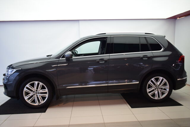 VOLKSWAGEN Tiguan 2021 Style 2,0 TDI SCR 110 kW 4MOTION DSG * Jakopää huolto juuri tehty ! *