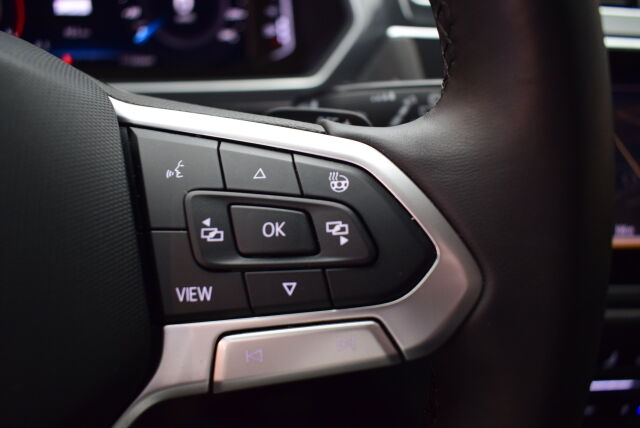 VOLKSWAGEN Tiguan 2021 Style 2,0 TDI SCR 110 kW 4MOTION DSG * Jakopää huolto juuri tehty ! *