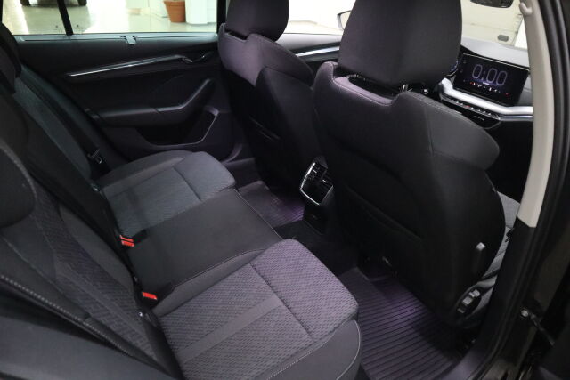 SKODA Octavia 2022 Combi 1.5 TSI Style eTEC DSG Autom.